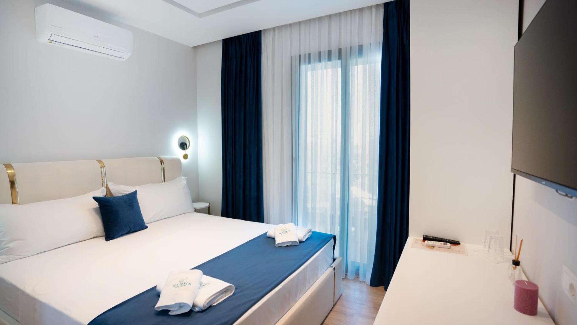 Sea Queen Luxury Hotel Radhimë Eksteriør billede