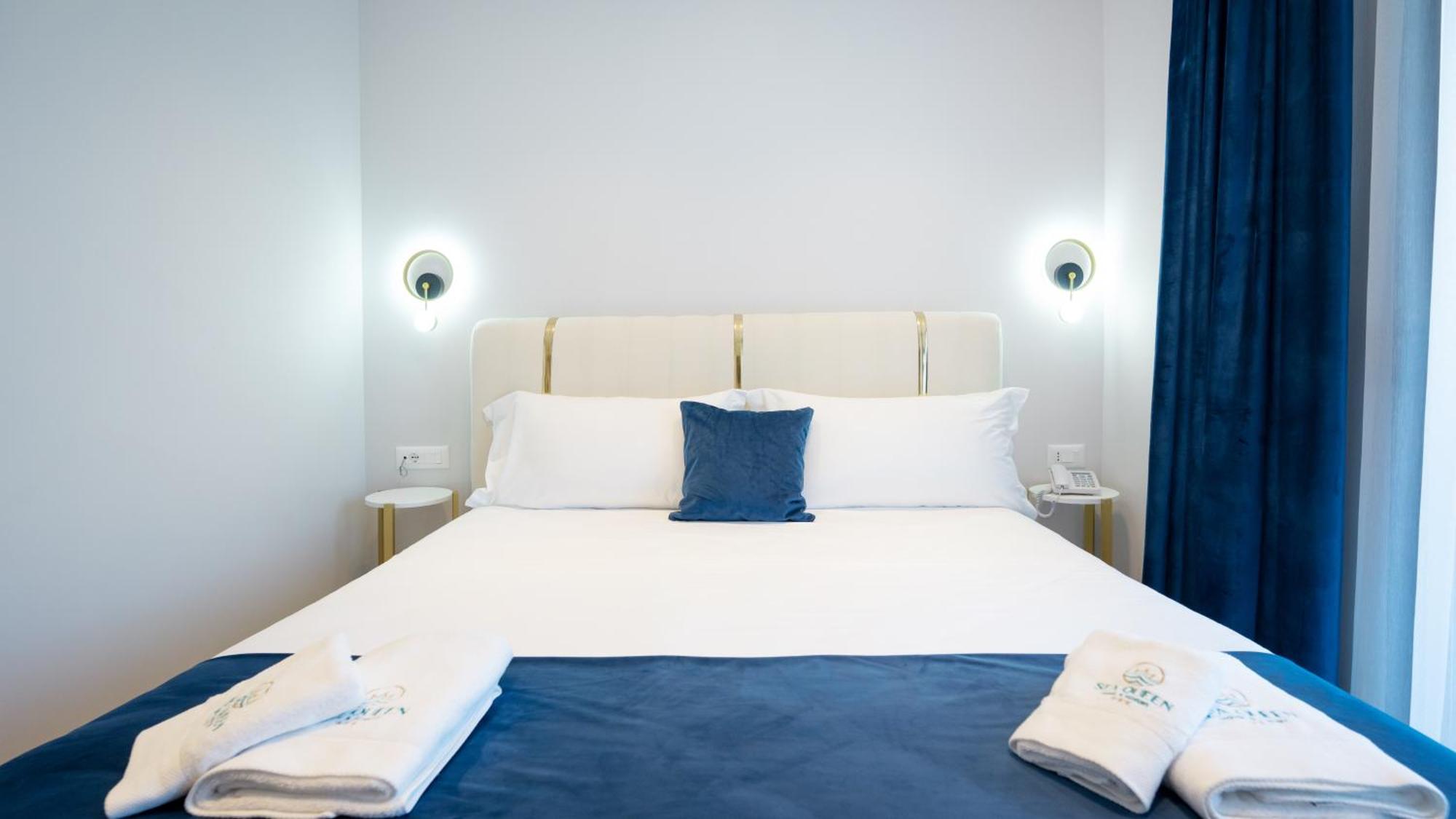 Sea Queen Luxury Hotel Radhimë Eksteriør billede