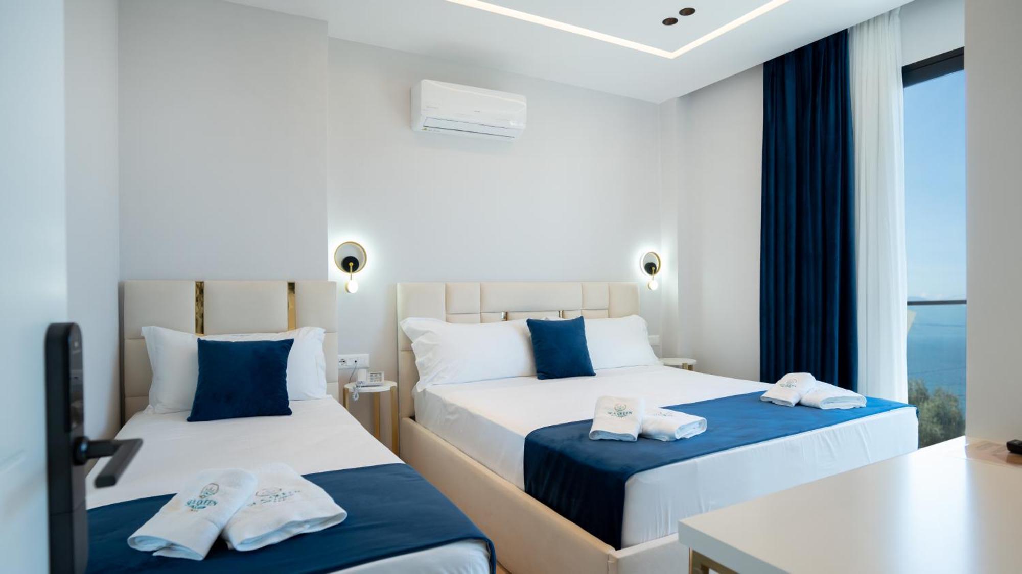 Sea Queen Luxury Hotel Radhimë Eksteriør billede