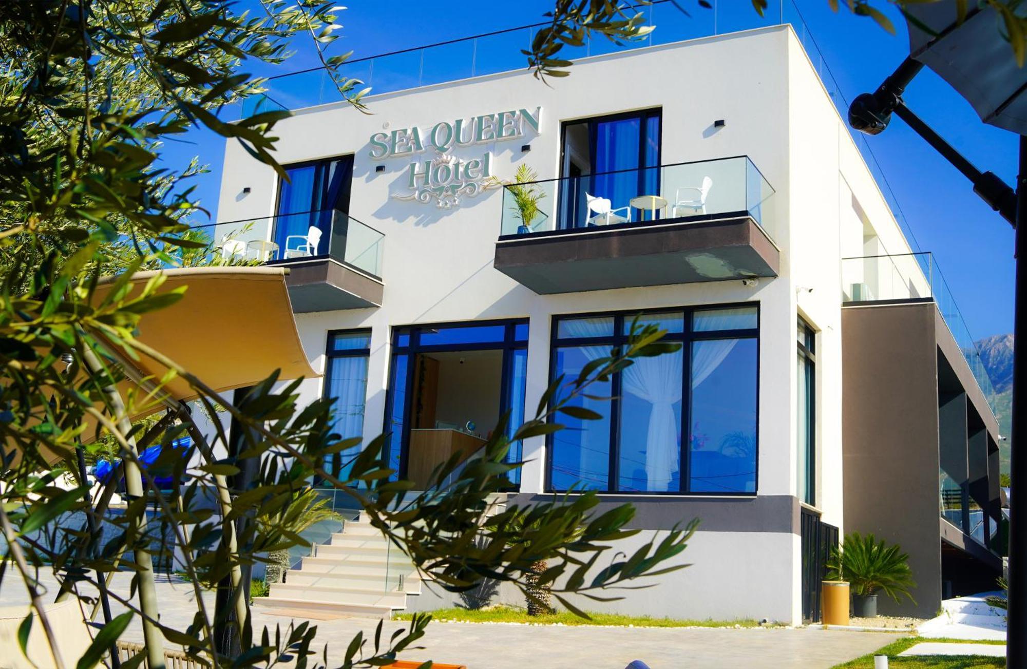 Sea Queen Luxury Hotel Radhimë Eksteriør billede