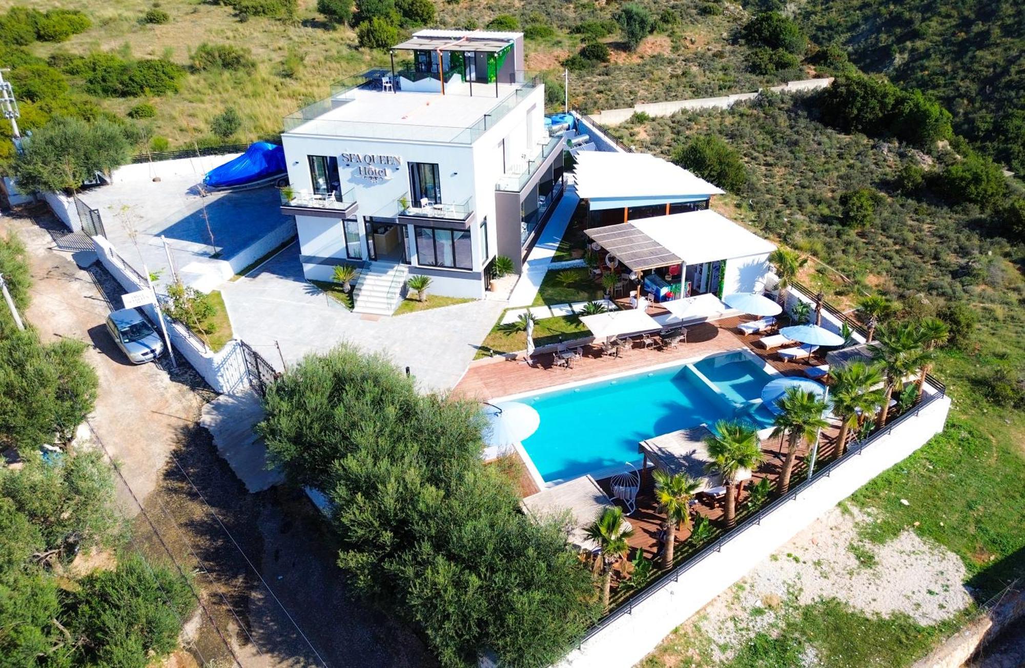 Sea Queen Luxury Hotel Radhimë Eksteriør billede