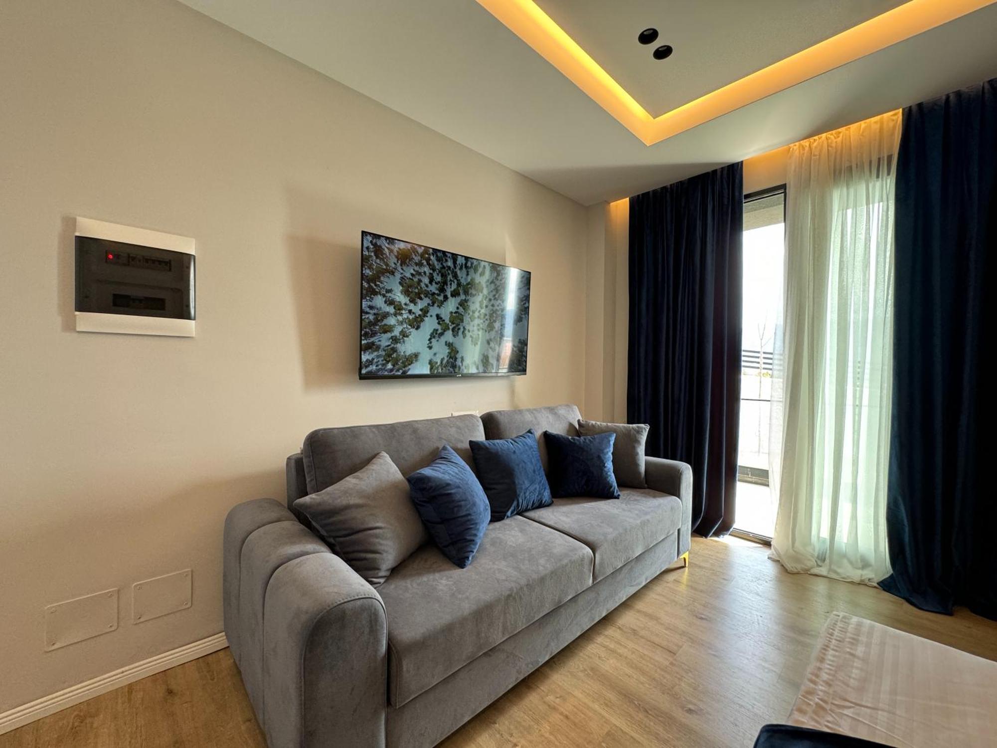 Sea Queen Luxury Hotel Radhimë Eksteriør billede